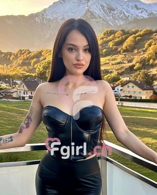 Melissa - Escort in Genf
