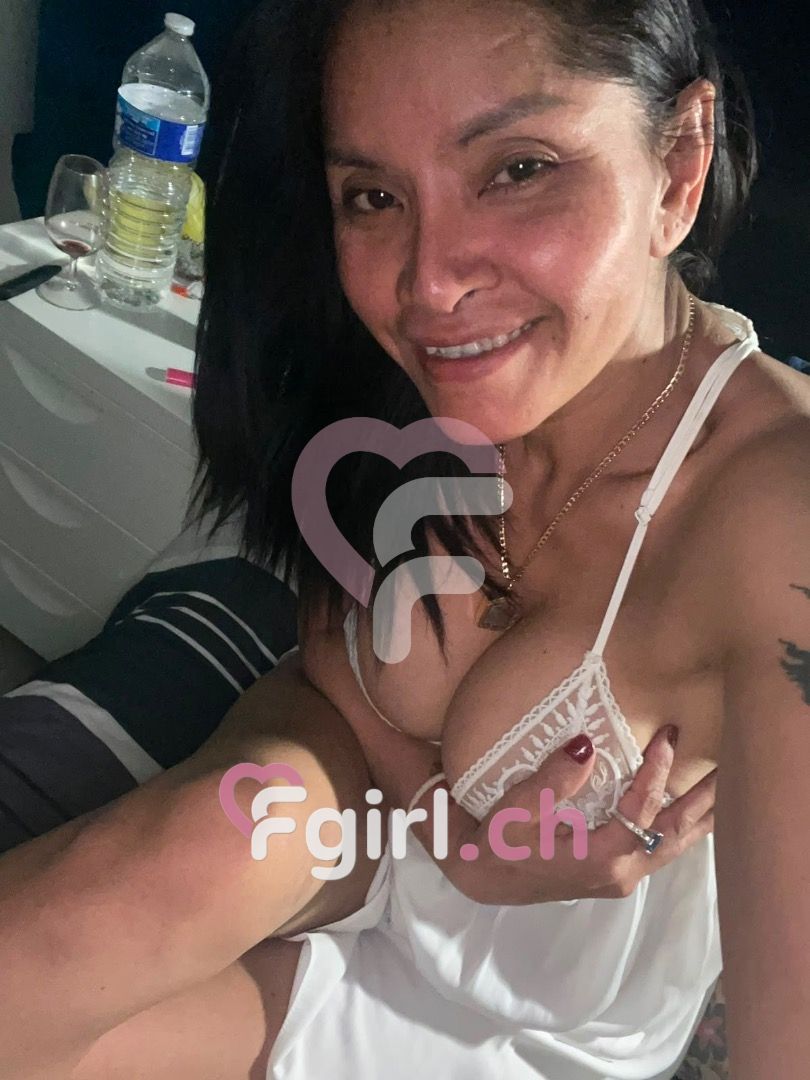 Mely – Geneva photo 2