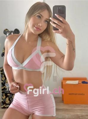 Mely - Escort à Lausanne
