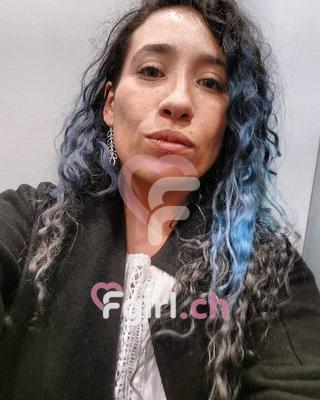 Meriem - Escort à Martigny