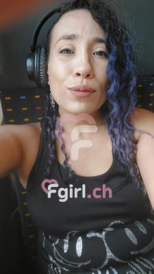 Meriem - Escort à Martigny