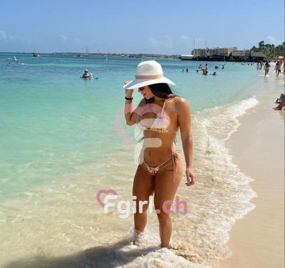 Mia - Escort in Montreux
