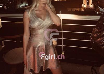Mia - Escort a Nyon
