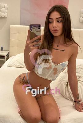 Mia - Escort à Genève