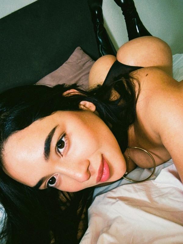Mia - Escort in Sierre
