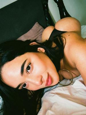 Mia - Escort en Sierre
