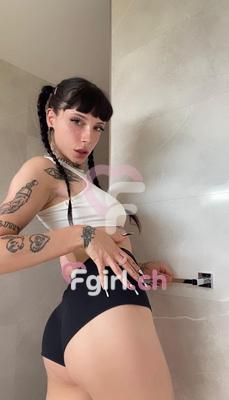 Mia - Escort à Genève
