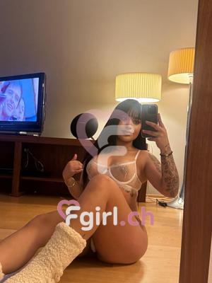Mia - Escort à Lausanne