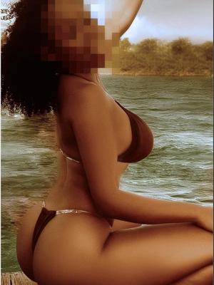 Mia - Escort in Renens
