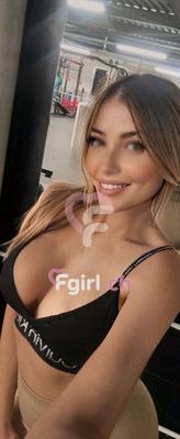 Mia - Escort à Neuchâtel
