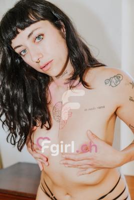Mia - Escort a Genève
