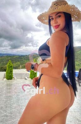 Mia - Escort en Genève
