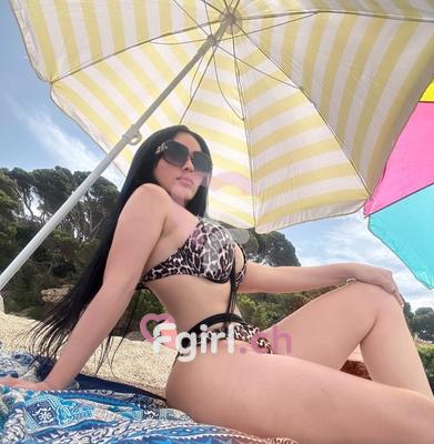 Mia - Escort en Genève
