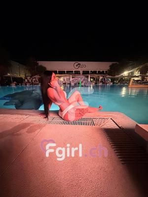 Mia - Escort en Genève
