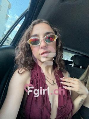 Mia - Escort à Nyon