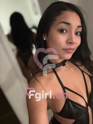 Mia - Escort à Renens
