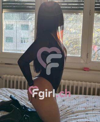 Mia - Escort à Genève

