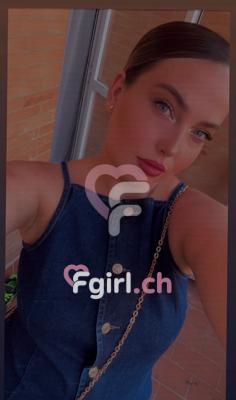 Mia - Escort in Martigny
