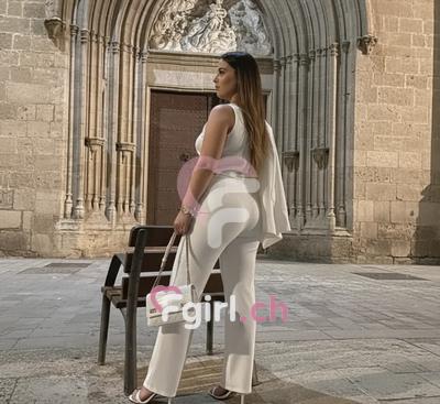 Mia - Escort in Martigny
