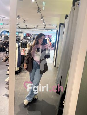 Mia - Escort in Martigny
