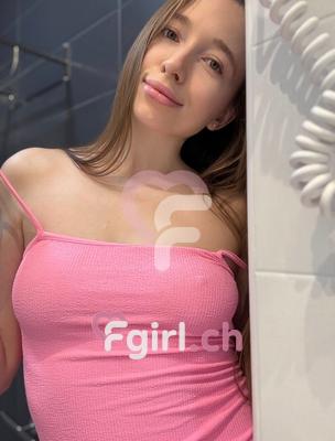 Mia - Escort à Genève
