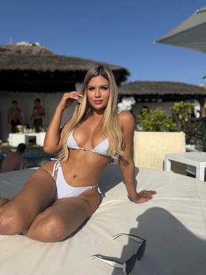 Mia - Escort in Genf
