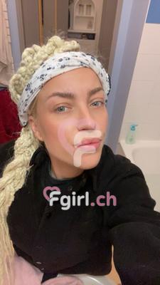 Mia - Escort in Lausanne
