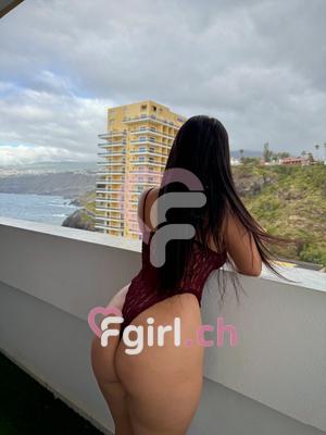 Mia - Escort in Eaux-vives
