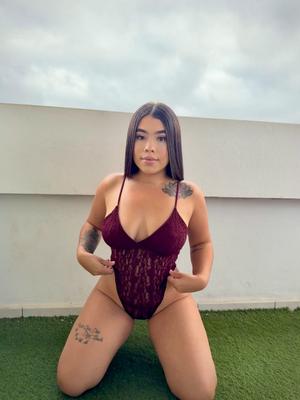 Mia - Escort à Champel
