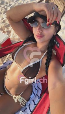 Mia - Escort à Renens
