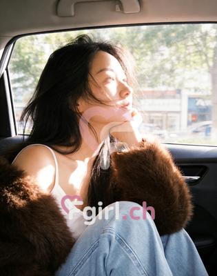 Mia - Escort à Vevey
