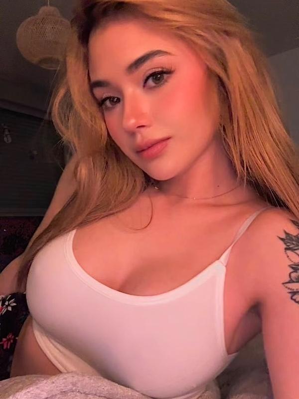 Mia - Escort à Genève
