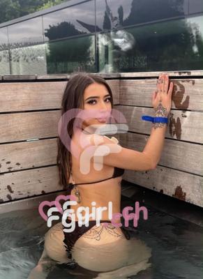 Mía - Escort en Genève
