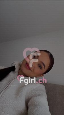 Mia - Escort in Neuenburg