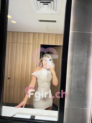 Mia - Escort in Lausanne
