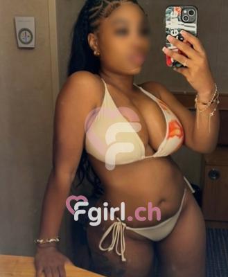 Mia - Escort en Renens
