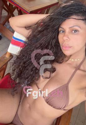 Mia - Escort à Lausanne