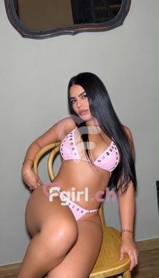 Mia - Escort en Genève
