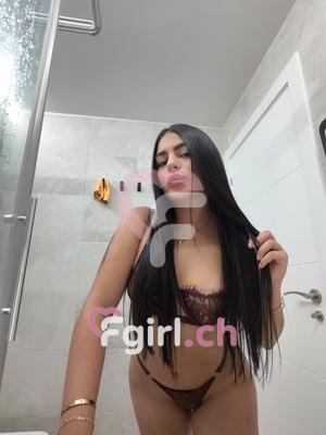 Mia - Escort en Genève
