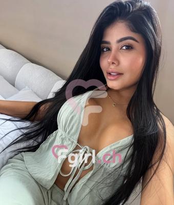 Mia - Escort à Neuchâtel
