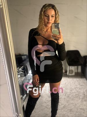 Mia - Escort in Martigny
