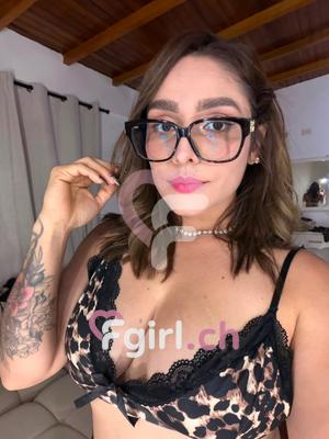 Mia - Escort à Vevey
