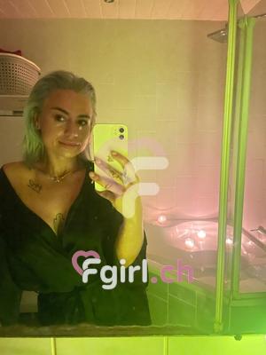 Mianda - Escort in Bern
