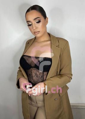 Mila - Escort in Genf

