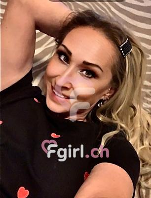 Olivia - Masajista erótica en Fribourg