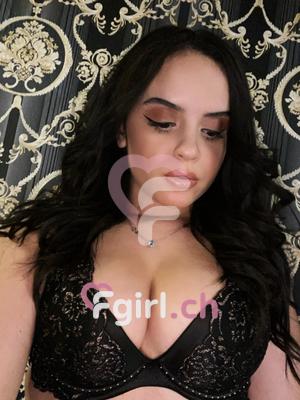 Milla - Escort in Monthey