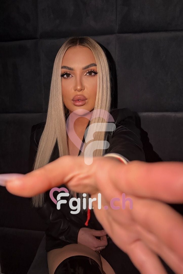 Miss D. – Zürich photo 2