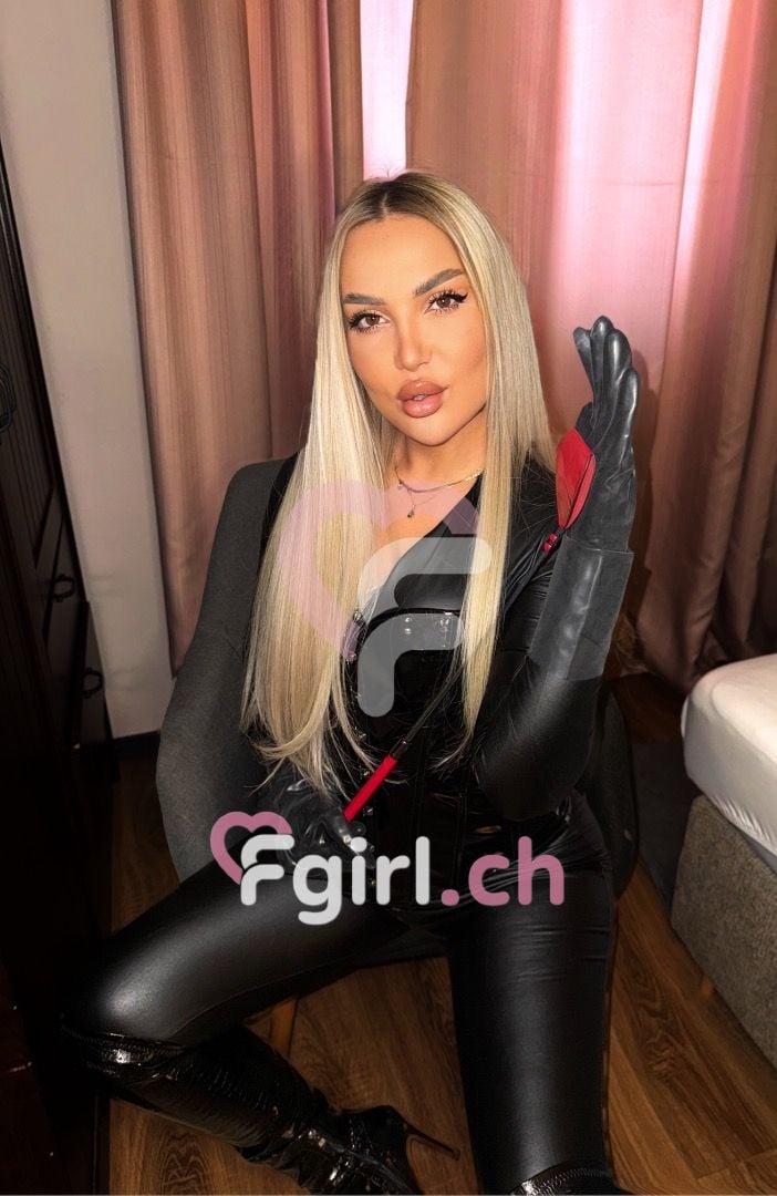 Miss D. – Zürich photo 3