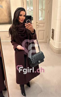 Miss Scarlet - Escort à Genève