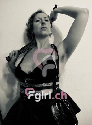 Mistress Kate - Dominatrice BDSM à Genève
